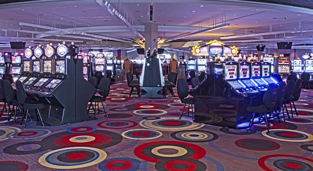 Hotel Casino New Nouveau Brunswick Moncton Exterior foto